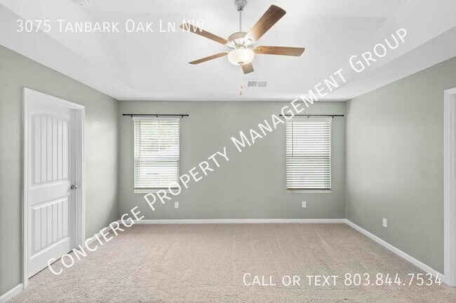 Building Photo - 3075 Tanbark Oak Ln NW