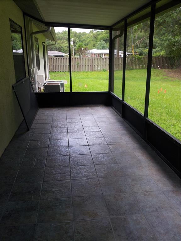 Building Photo - 503 Whispering Pines Blvd