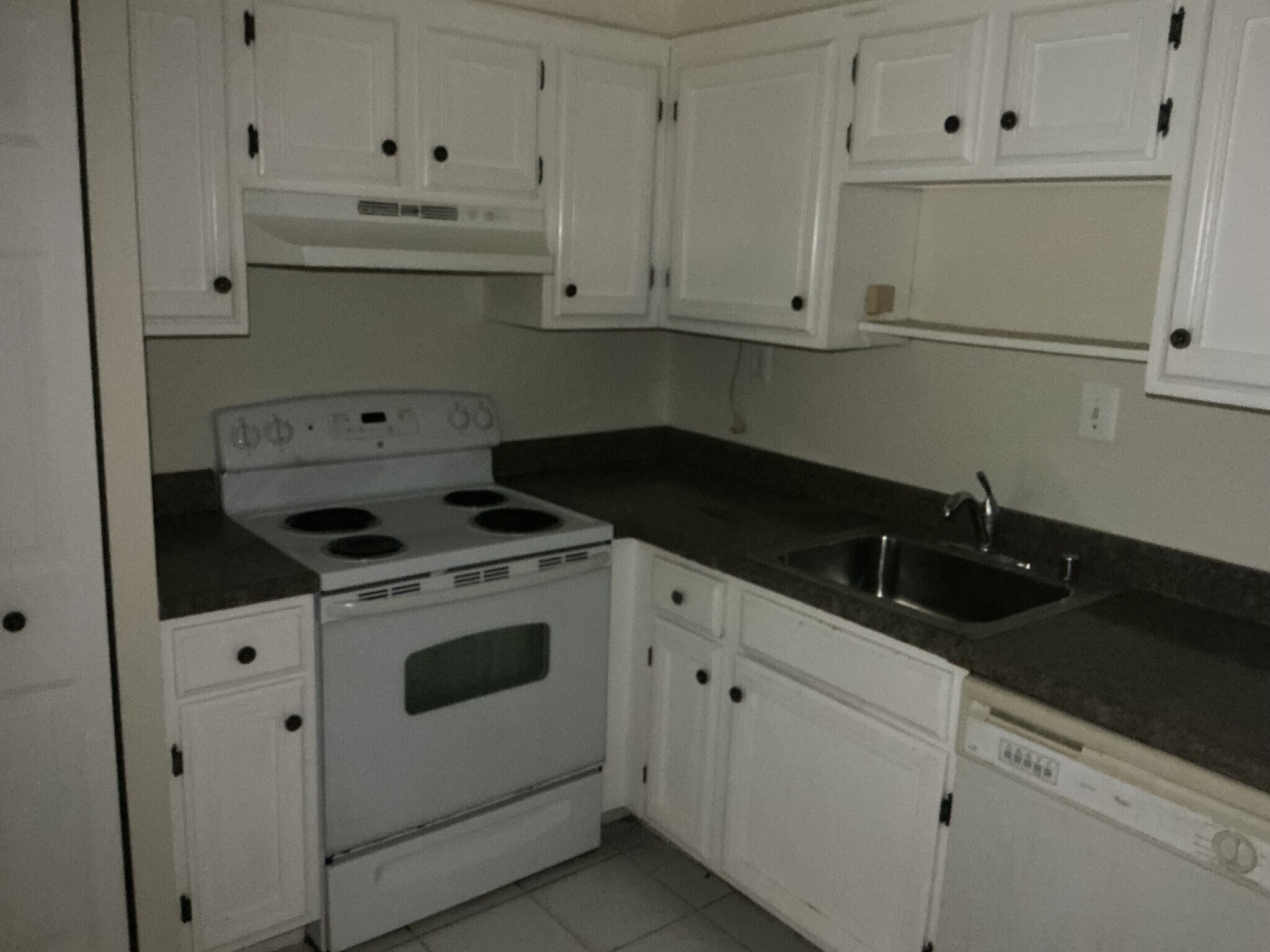 Building Photo - 7700 Tremayne Pl