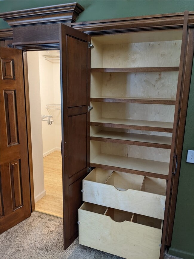 Building Photo - 8243 E Ironwood Ave