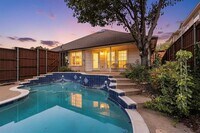 Building Photo - 9700 Wolf Creek Dr