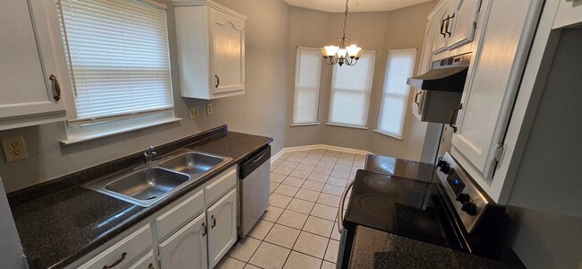 Building Photo - 6761 Whitten Pine Dr