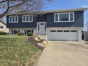 Building Photo - 3835 Lost Valley Rd SE