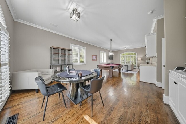 Building Photo - Princeton Hills Fully Furnished