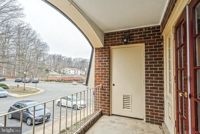 Building Photo - 5907 Noblestown Rd