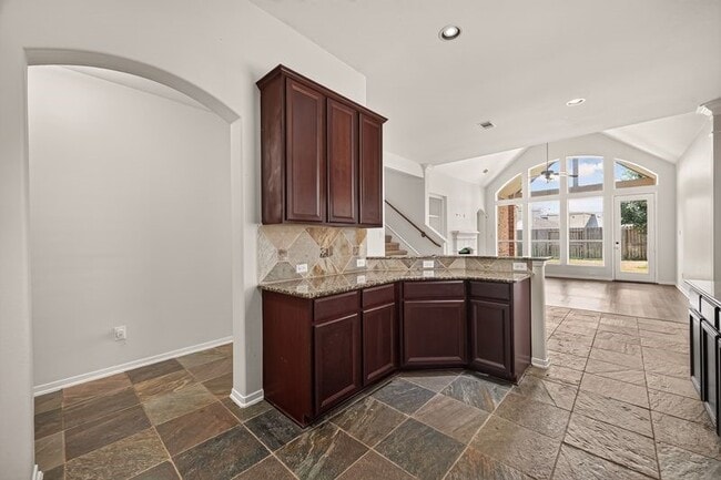 Building Photo - 26414 Forest Pine Ln