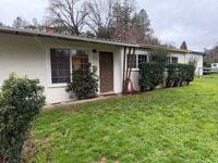 Building Photo - Newly Renovated Home Near Downtown Sonora