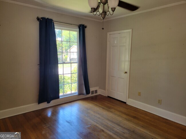 Primary Photo - 1845 Monroe Dr NE