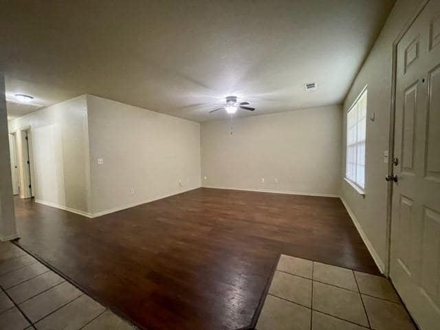 Building Photo - 3004 S B St