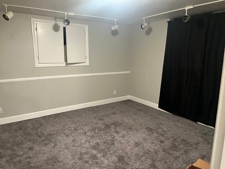 Building Photo - 760 N 100 W