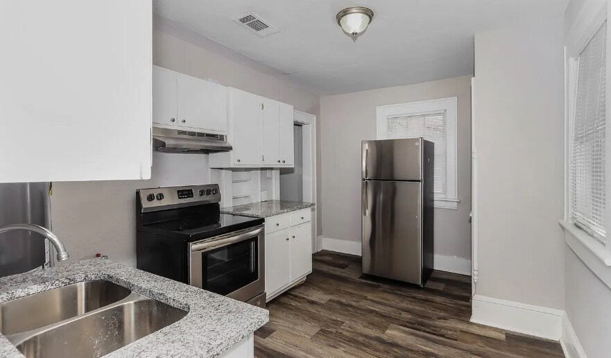 Building Photo - 1915 Beech Ave