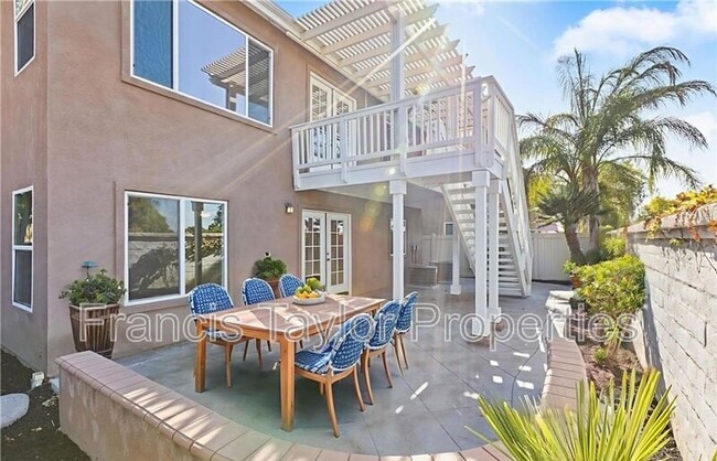 Building Photo - 33422 Scarborough Ln