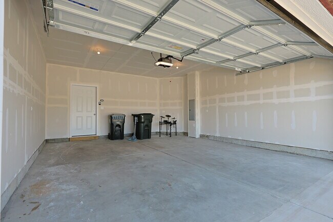 Building Photo - 2287 Ryegrass Ln