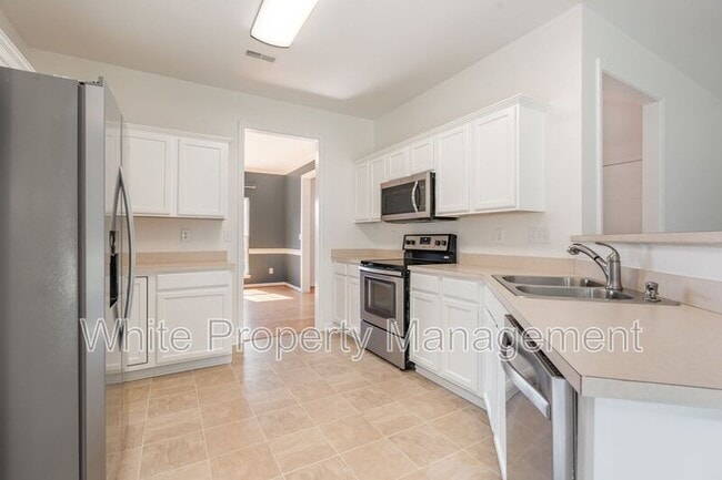 Building Photo - 815 Haymarket Pl