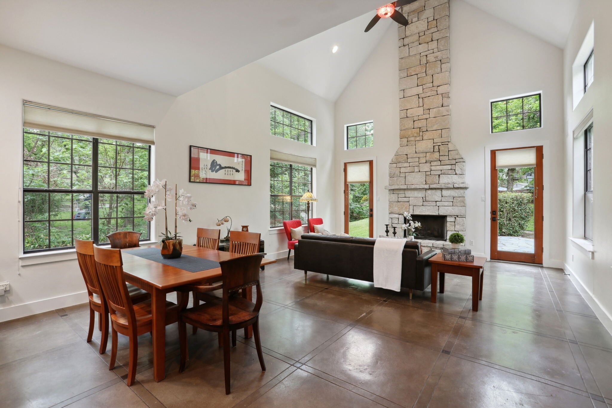 Building Photo - 2309 Kinney Rd