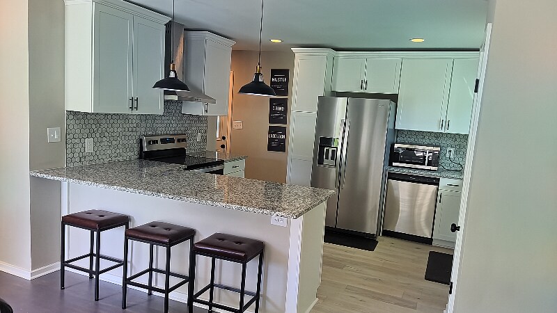 Building Photo - 3400 Cricketeer Dr