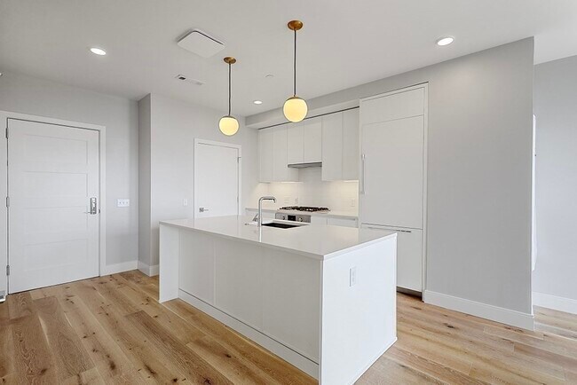 Building Photo - 191 Washington St