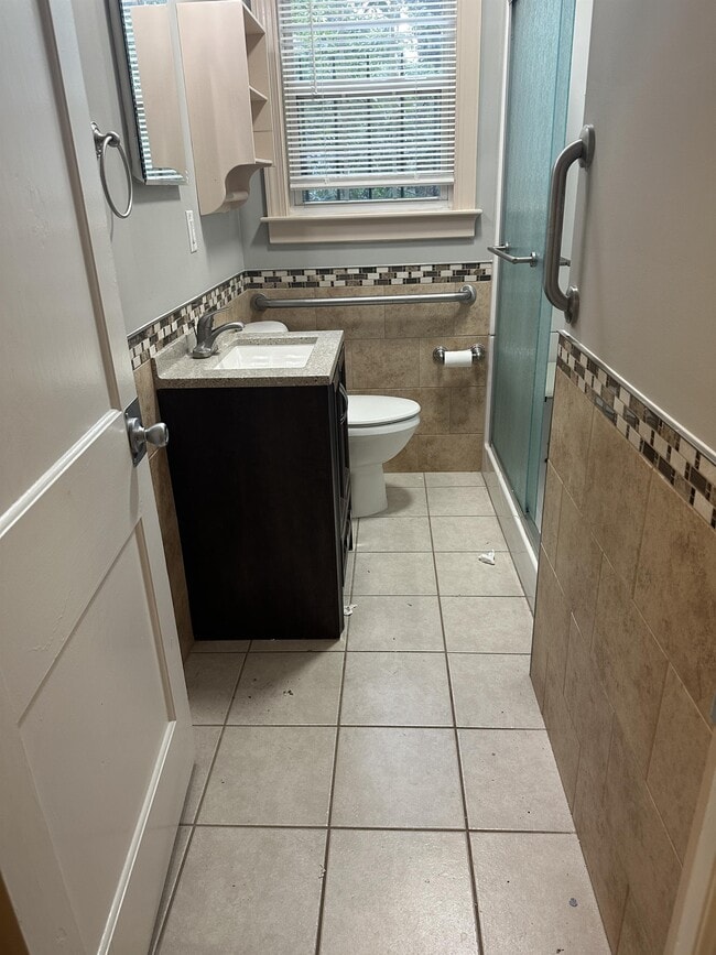 Building Photo - 1517 N Roxboro St