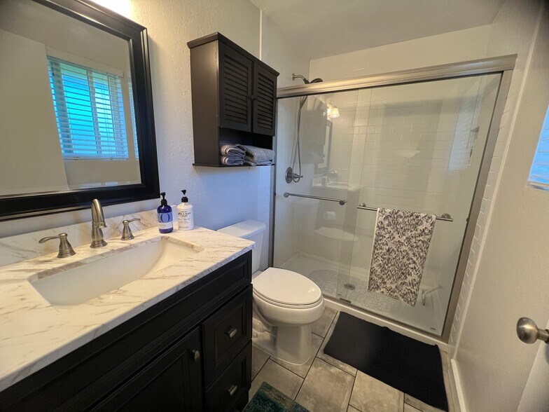 Master Bathroom - 913 92nd St SE