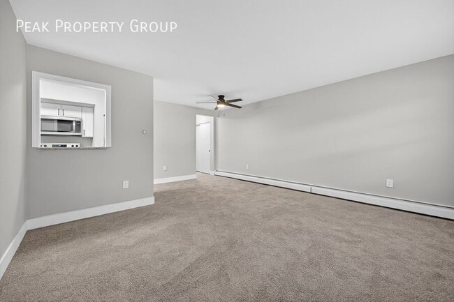 Building Photo - 6419 Montgomery Rd