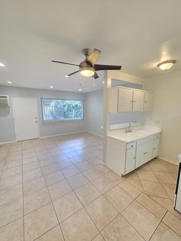 Building Photo - 4660 Kester Ave