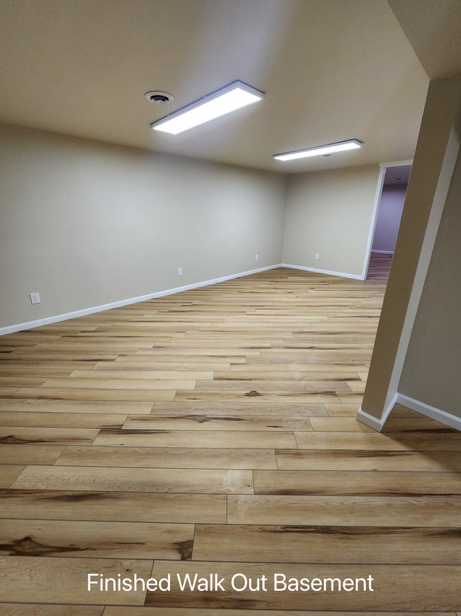 Building Photo - Beautifully Renovated Ranch-style Home!