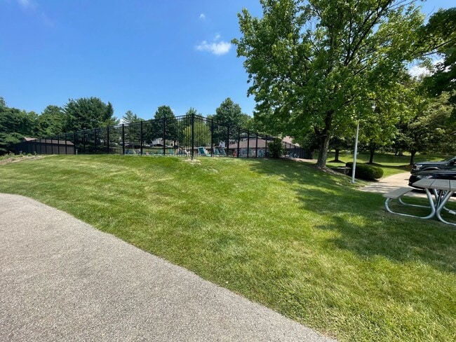 Building Photo - Hopewell - 2Br Condo - Independence Square