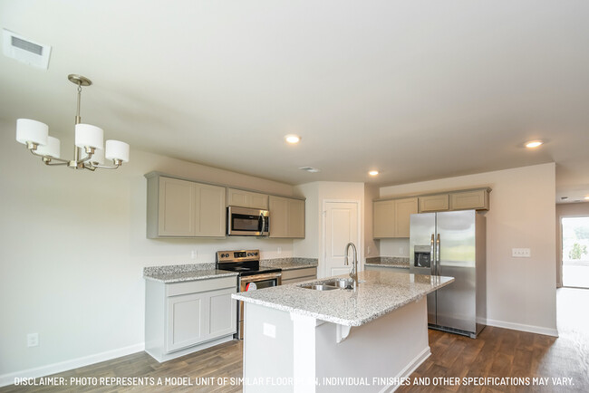 Building Photo - Burnside Farms! Near Fort Jackson, USC, Do...