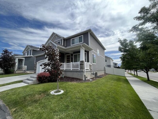 Building Photo - 9729 Fira Ln