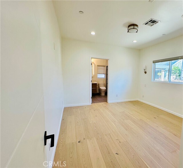 Building Photo - 448 Linwood Ave