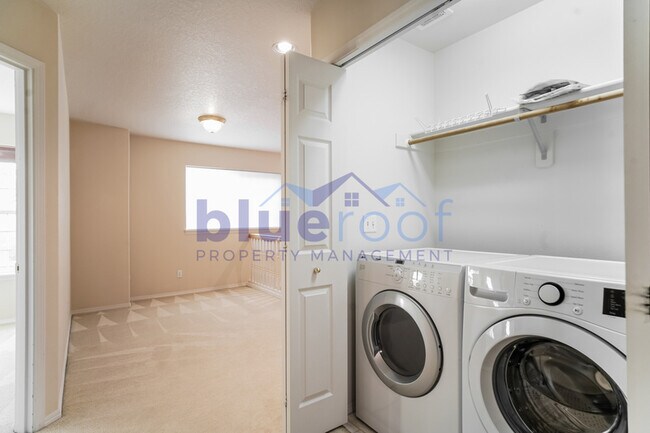 Building Photo - 16786 NW Oak Creek Dr