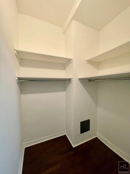 Building Photo - EAST 46 STREET