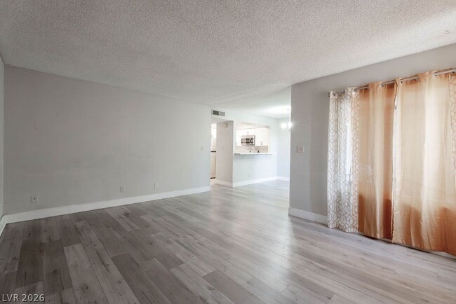 Building Photo - 1501 Living Desert Dr