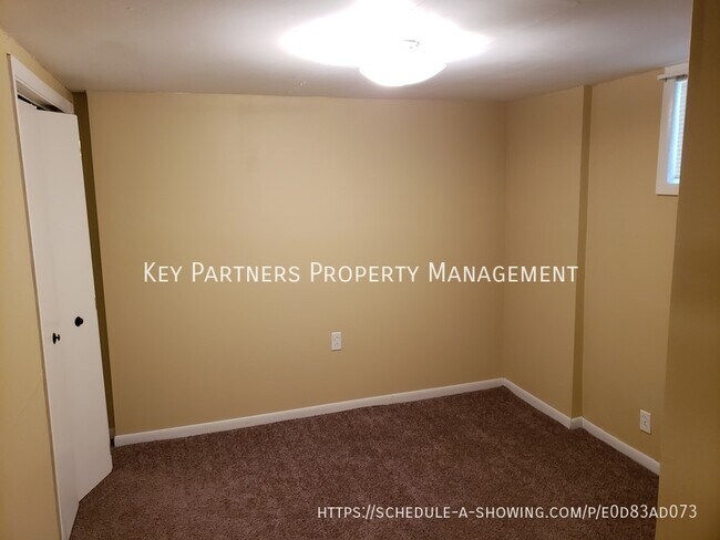 Building Photo - 7132 Newton Dr