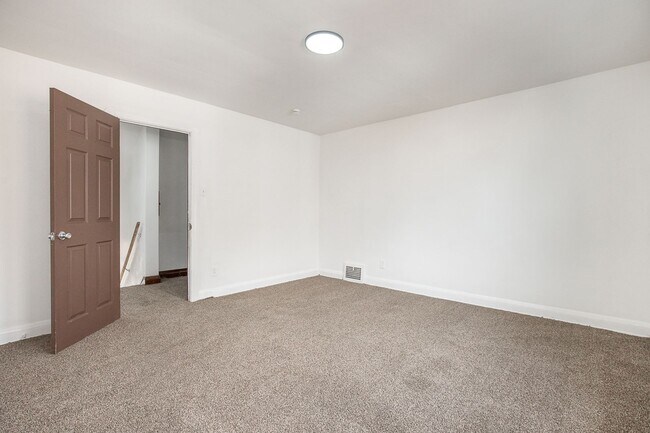 Building Photo - 4772 E 90th St