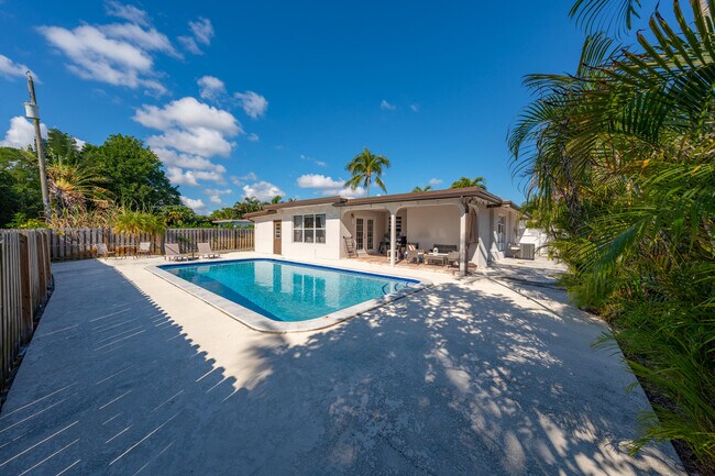 Building Photo - 250 NW 11th St