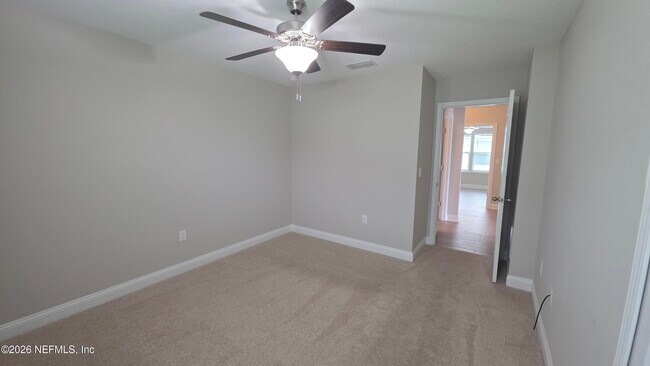 Building Photo - 721 Narvarez Ave