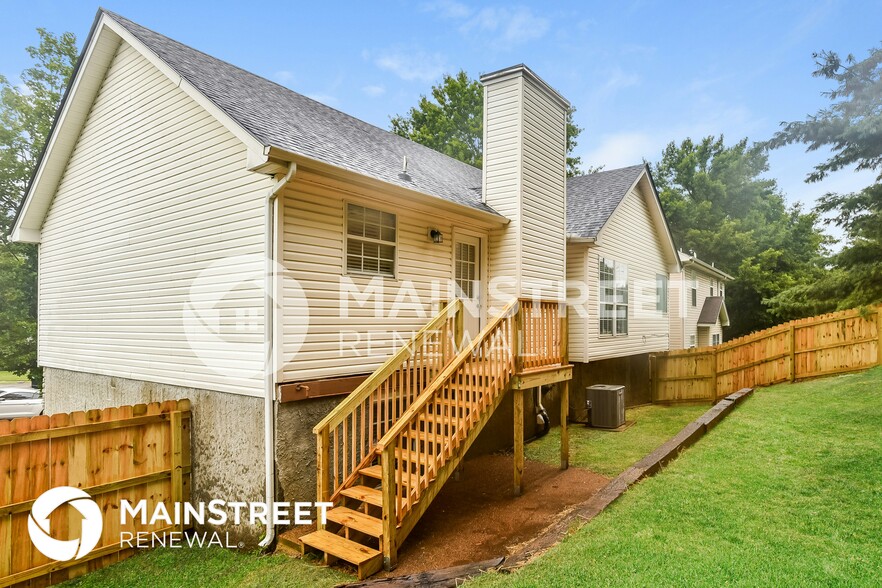 Building Photo - 904 Conway Ln