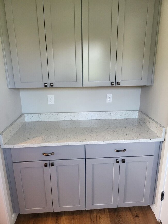 Building Photo - STATUS: AVAILABLE  | $2100.00 a month + $1...
