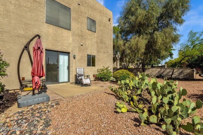 Building Photo - 13636 N Saguaro Blvd