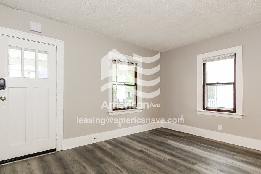 Building Photo - 813 Fess Ave