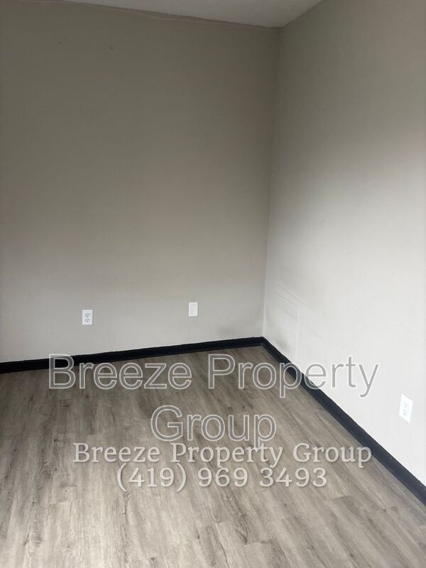 Building Photo - 2983 Megan Cir