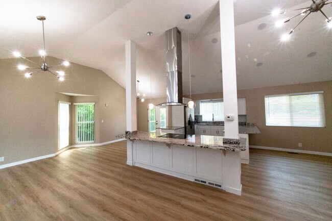 Great for Entertaining - 4968 S Spring Run Dr