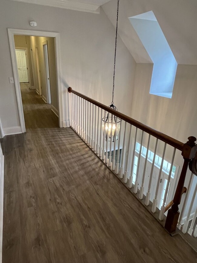 Building Photo - Refreshed 4 Bed home in Ballantyne