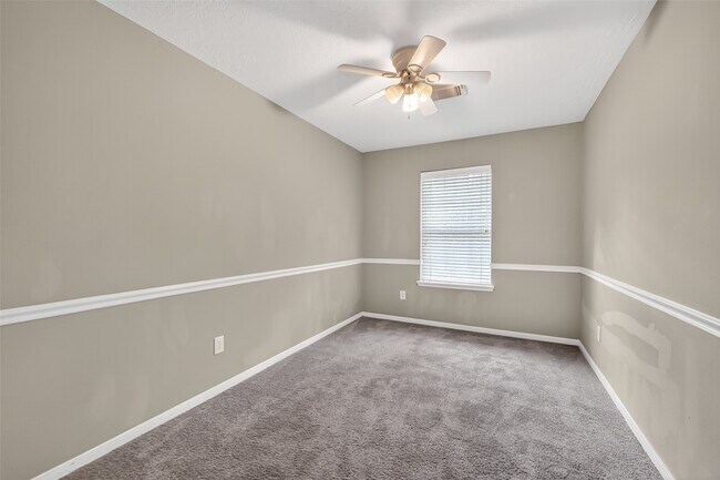 Building Photo - 21519 San Marino Dr