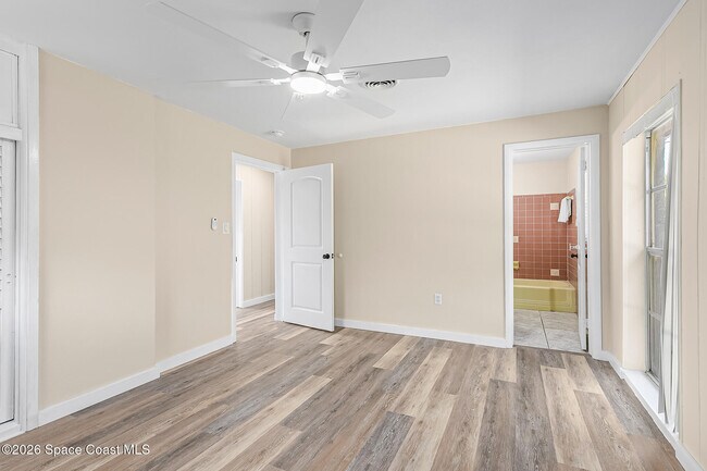 Building Photo - 39 E Azalea Cir