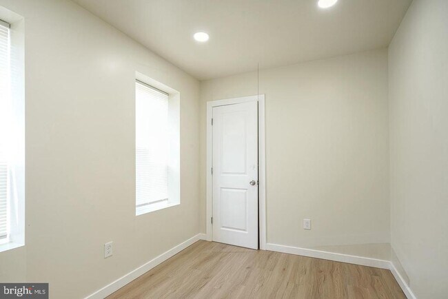 Building Photo - 1830 Filmore St