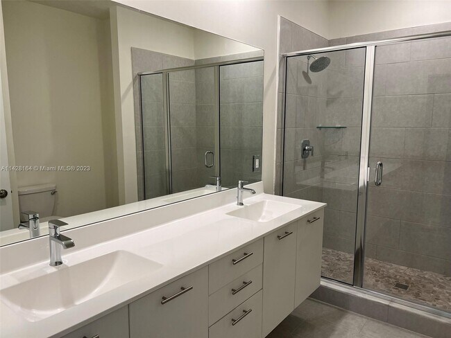 Building Photo - 8167 NW 41st St