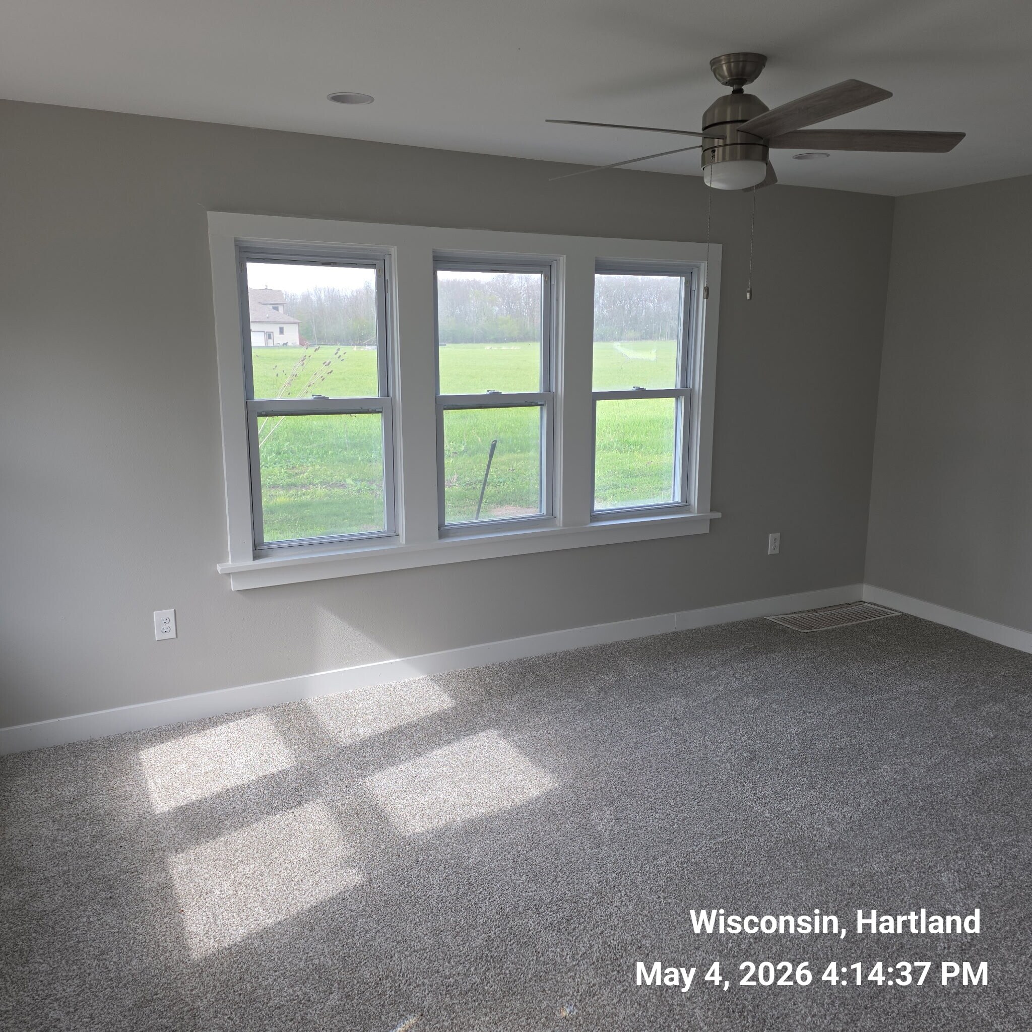 Living room - W287N8408 Center Oak Rd