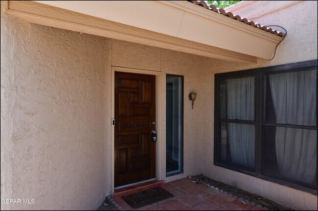 Building Photo - 3212 Canyon Point Ln